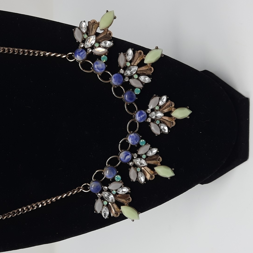 Multicolored stoned Necklace